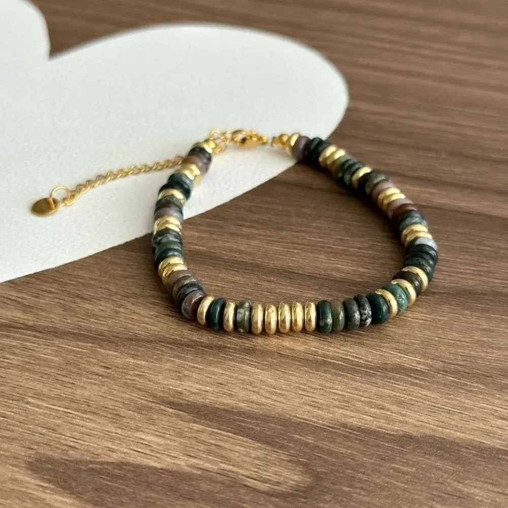 Green Beaded Bracelet Q17